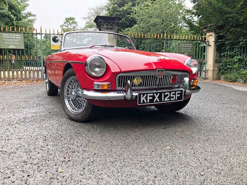 1967 MGB ROADSTER. OVERDRIVE. - Picture 2 of 20