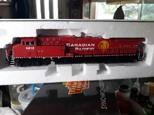 YOU ARE BUYING A BROADWAY LIMIT CANADIAN PACIFIC  #9816  PAR3 WITH SOUND AND DCC