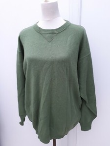 green golf jumper