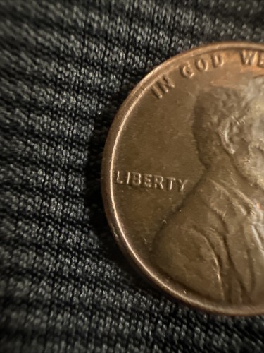 1975-D Lincoln 1C RD Penny Collector Coin Very Clean Coin Rim Error! Shipsfast!! - Picture 3 of 7