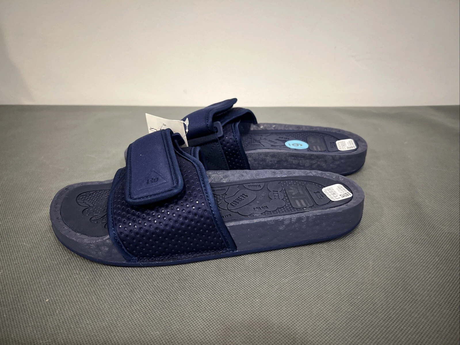 Navy Adidas X Pharrell Williams Chancleta Hu Boost Slides Uomo Taglia 6 NewFY6142