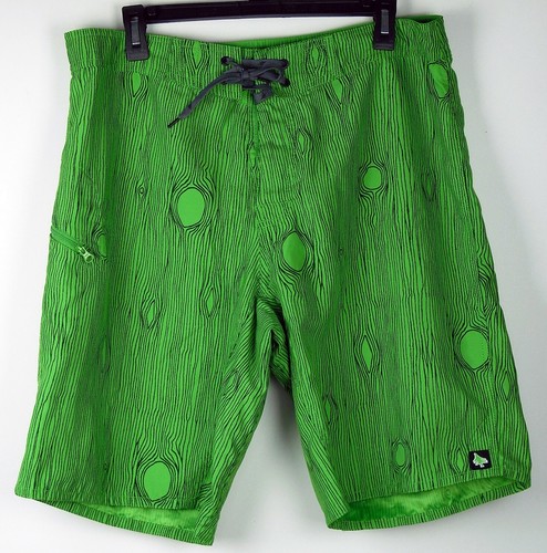 Hippy Tree Green Knotty Wood Grain 