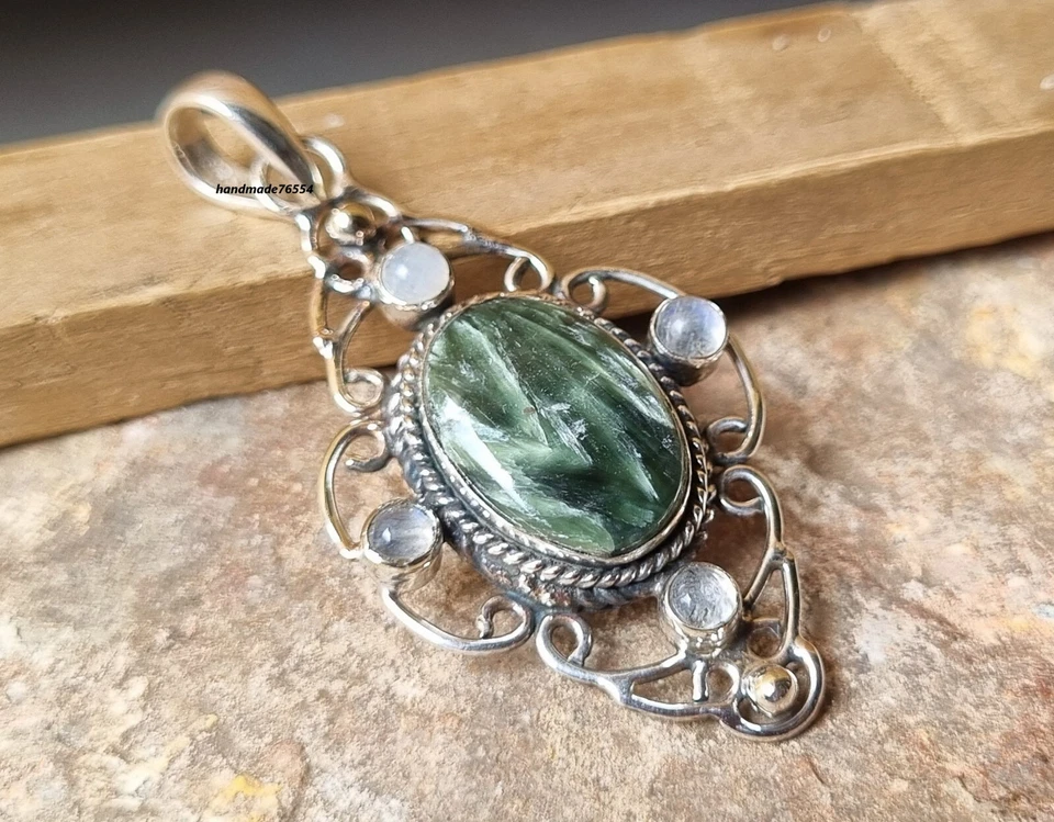 Colgante de regalo hecho a mano de plata de ley 925 con piedras preciosas pintorescas de serafinita PG209 Foto 2 de 4