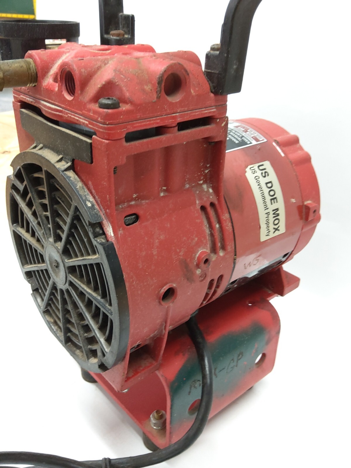 MILWAUKEE VACUUM PUMP 49500200 see description (USED NOT TESTED) eBay