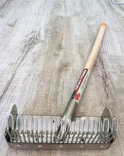 Сranberry long  handle  rake Berry Picker   STAINLESS STEEL  ladle
