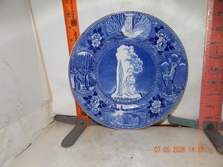 Adams Jonroth Old English Staffordshire Ware Yellowstone Souvneir plate