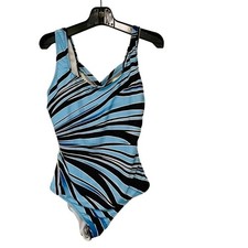 Womens Plus Swimsuit Size 2XL One Piece Tropical Leaf Print Criss Cross Back