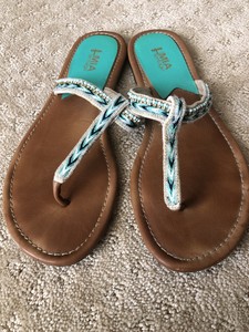 mia heritage sandals