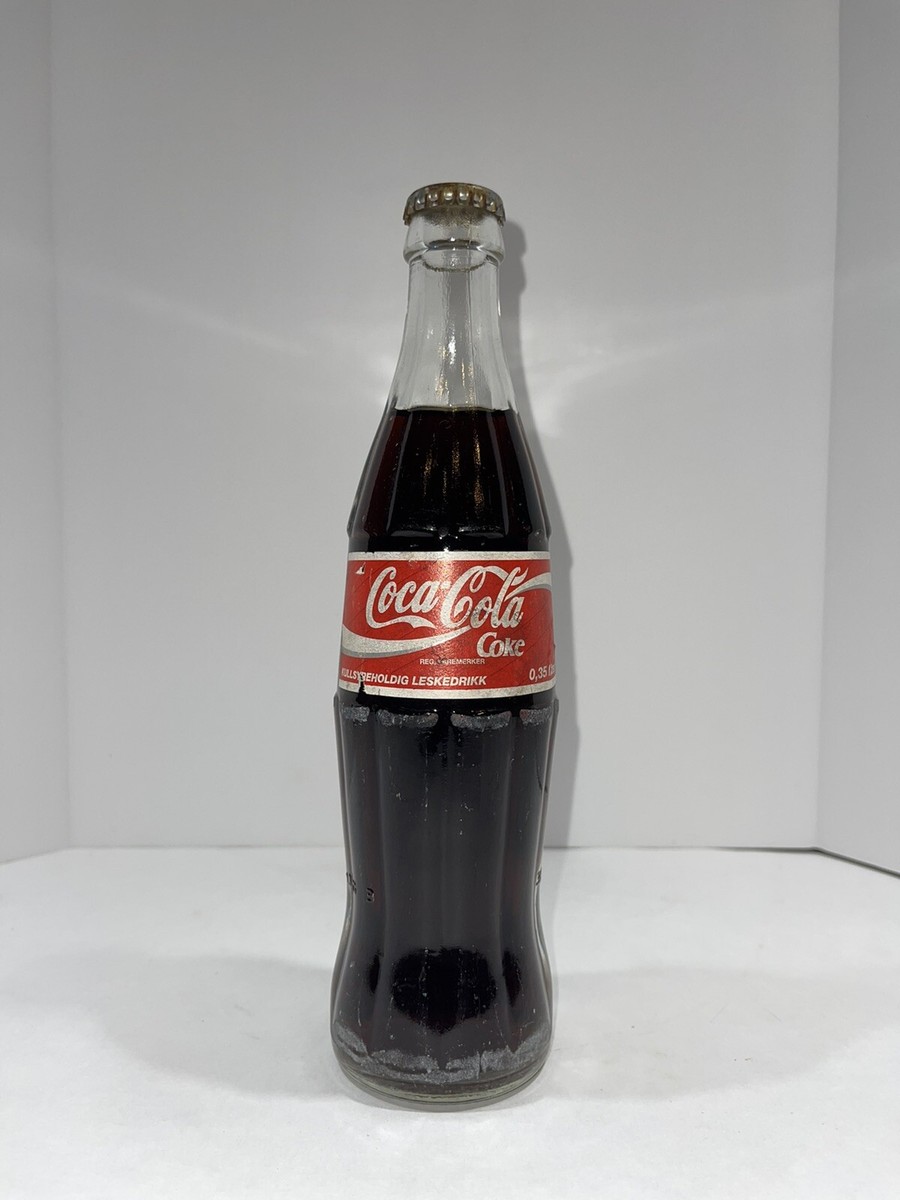 RARE FULL Vintage 1986 Norway Coca Cola Coke .35 Liter Soda Bottle