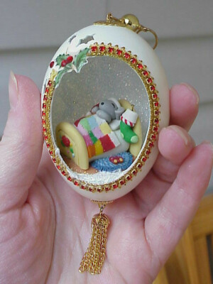 Hand Carved Duck Egg Night Before Christmas Mouse Collectible Ornament Polymer 