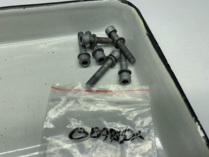 BMW K75RT K75 RT (1) 92' Getriebe Schrauben Gear Box Bolts Screws