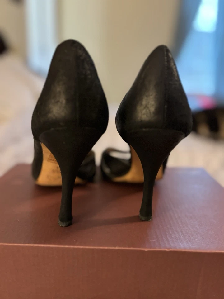 BCBG Max Azria “Jade” Negro Gamuza Peep Toe Tacones-talla 8 Foto 3 de 4