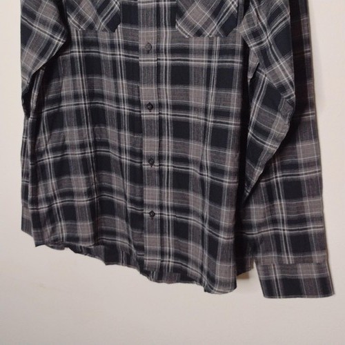 NWOT Travis Mathew Men's Black/Gray Plaid Shirt Size Large - Picture 3 of 8