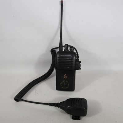 Vertex Standard VX-160U 16 Channel Two Way Radio TESTED WORKS (BATTERY AS IS)