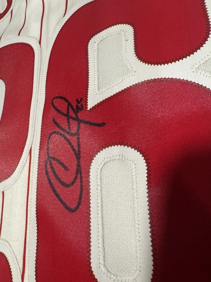 Chase Utley Philadelphia Phillies Autographed Jersey with MLB Hologram Number - Image 4 of 4