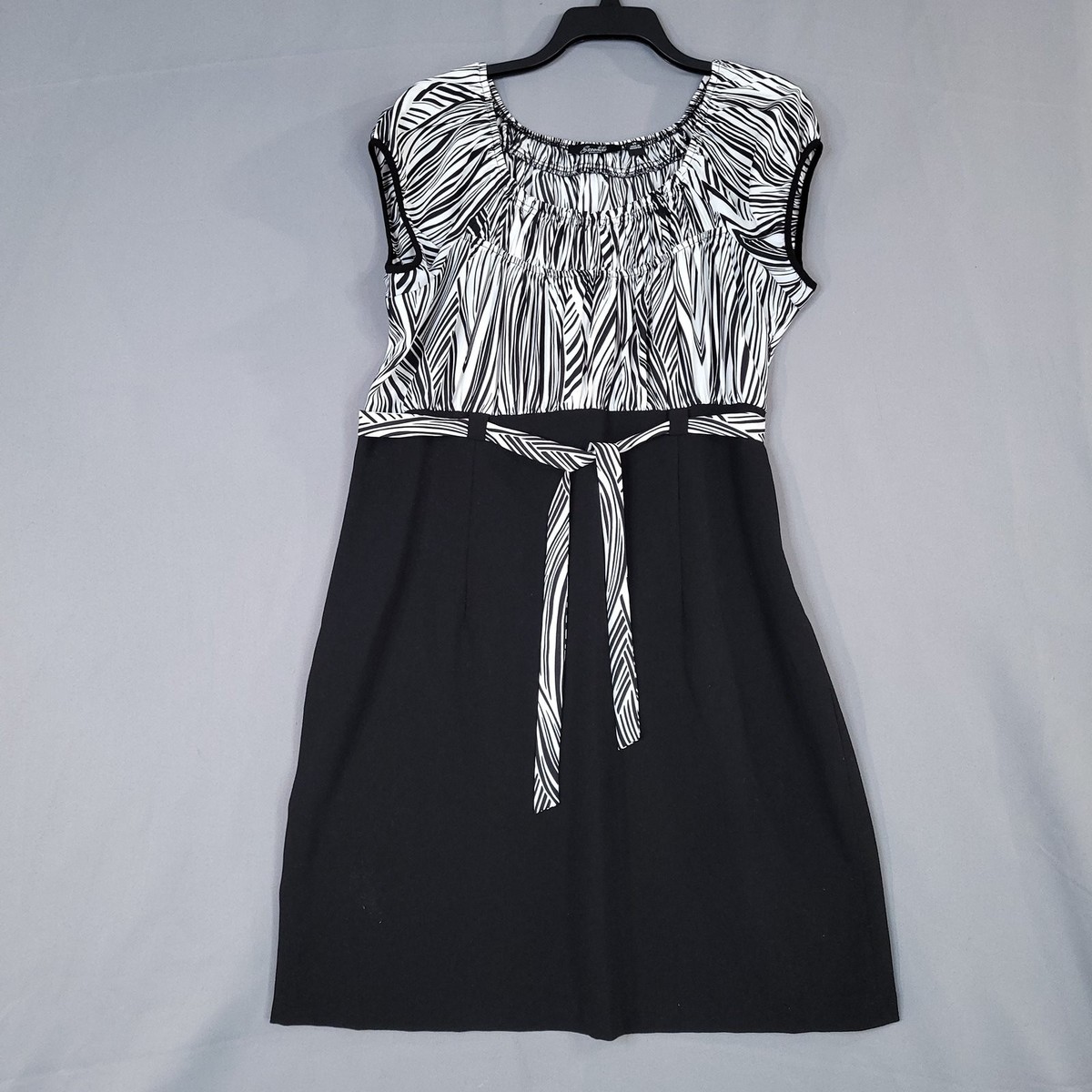 knee length dresses for ladies Ashlyn Shift Dress main image 0