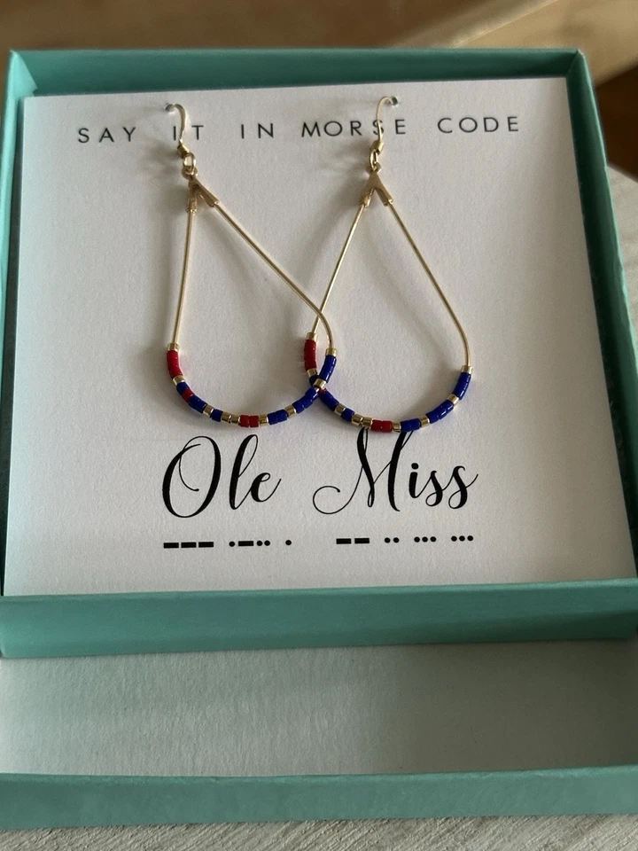 Pendientes Dot & Dash Design Ole Miss Rebels código Morse azul y rojo Foto 2 de 4