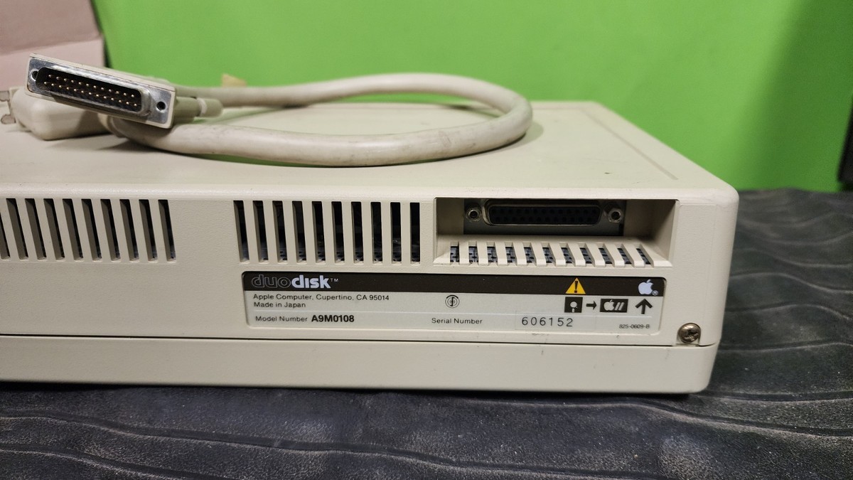 Apple Duo Disk A9M0108 Vintage Dual 5-1/4