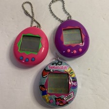 Lot 3 Tamagotchi Bandai Virtual Pet Mixed Game 1997 2017 Toy Key Chain UNTESTED 