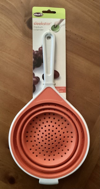 Chef’n Sleekstor Collapsible Medium Colander With Handle Cooking Rinsing NEW