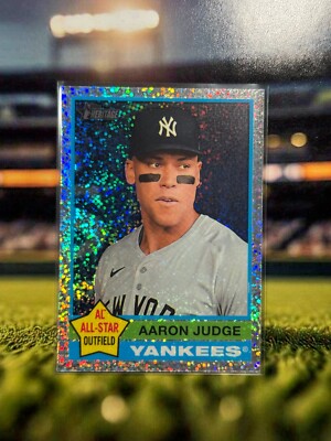 2025 Heritage Chrome WHITE SPARKLE REFRACTORS & RED Border Mega Box Exclusives!!