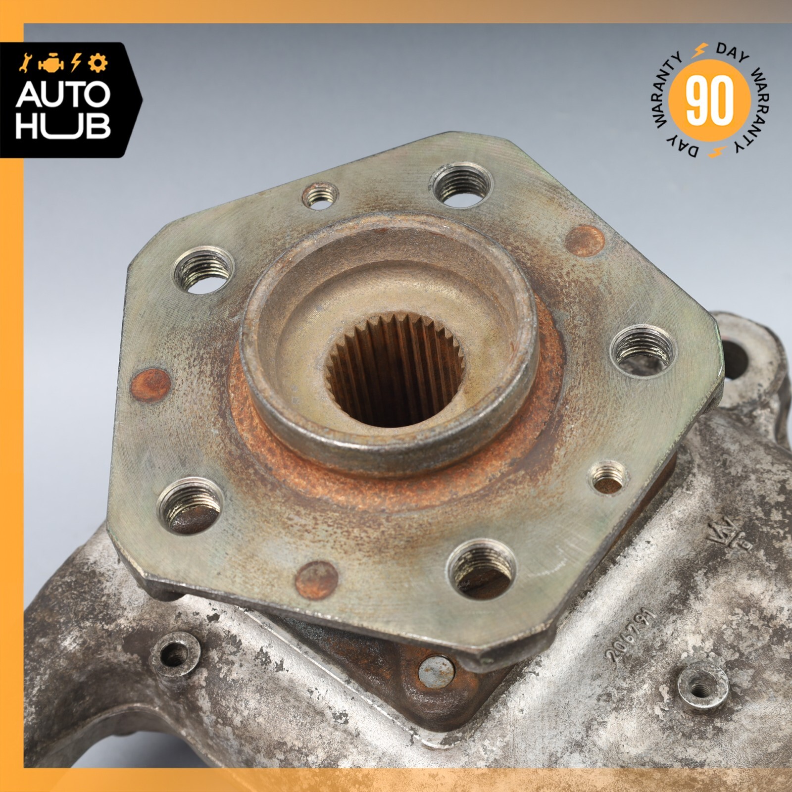 03-10 Maserati Quattroporte M139 Front Left Side Spindle Knuckle Hub OEM