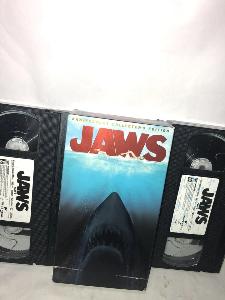 Jaws (VHS, 2000, 2-Tape Set, Anniversary Collectors Edition Double-Pack) - Image 4 of 4