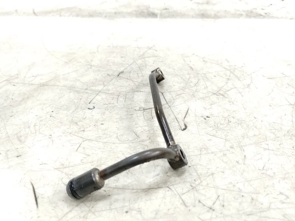 Tubo de manguera de línea de aceite de motor Triumph Thruxton 900 2005 Foto 2 de 4