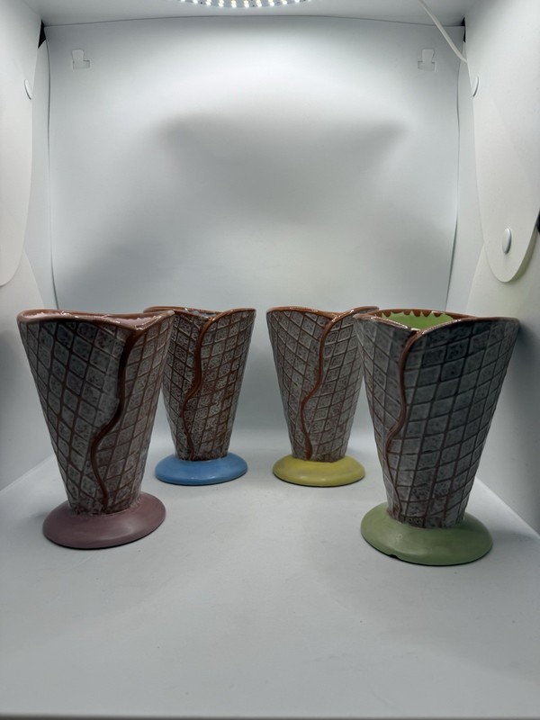 Set Of 4 Hallmark ceramic waffle cone sundae bowls