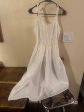 VTG 1950s Barbizon Collette Lace Slip Dress Sm Nylon Mid Length Cream