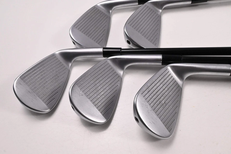 Lerft Hand Taylormade P770 2023 Irons / 6-PW / Regular Flex Recoil Nanocore 60 - Image 3 of 4
