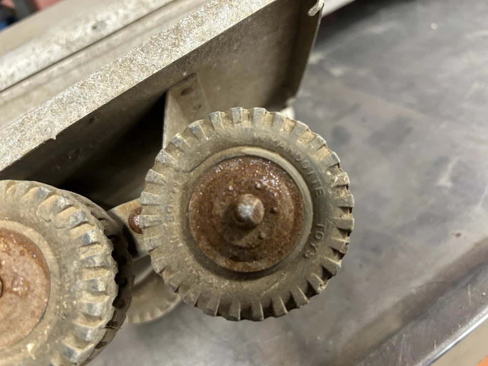 Remolque de camión de mudanza de aluminio Wyandotte Toys de colección Foto 4 de 4