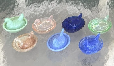 7 Piece Set Vintage Style Glass Mini Hens On Nest - Farm House Decor - Image 1 of 4