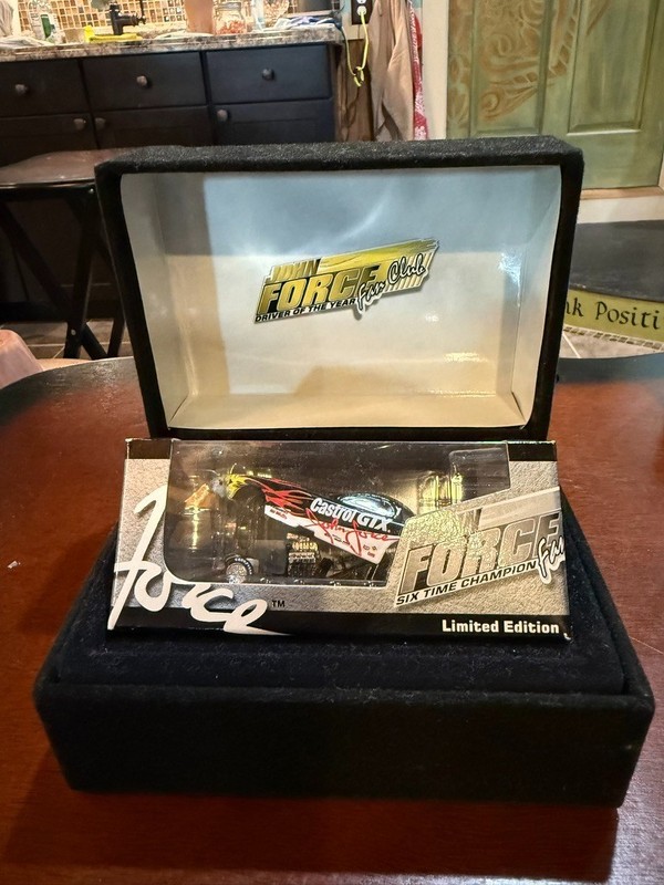 John Force 1:64 Driver of the Year NHRA Funny Car w/Case