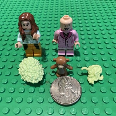 Queenie Goldstein, Carina Smith Top Half, (2) Green Hair Peace,and Bear Lego