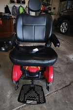 Jazzy Elite HD, Red, model no. 2HD-C,weight capacity 450lbs, two- motor