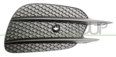 Grille droite noire AMG W213 pour remplacer une calandre fissurée de Mercedes E-Class 2016-2020