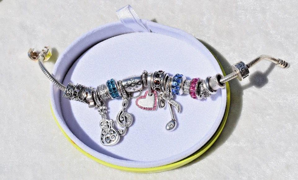 PULSERA CHAMILIA PLATA ESTERLINA 18 DIJES Foto 3 de 4