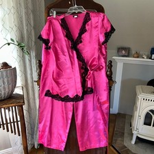Vintage Frederick s of Hollywood pink satin black lace wrap top pajama set large