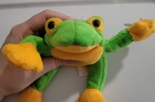 RARE RETIRED 1997 TY BEANIE BABY SMOOCHY THE FROG WITH PE PELLETS/TAG ERRORS