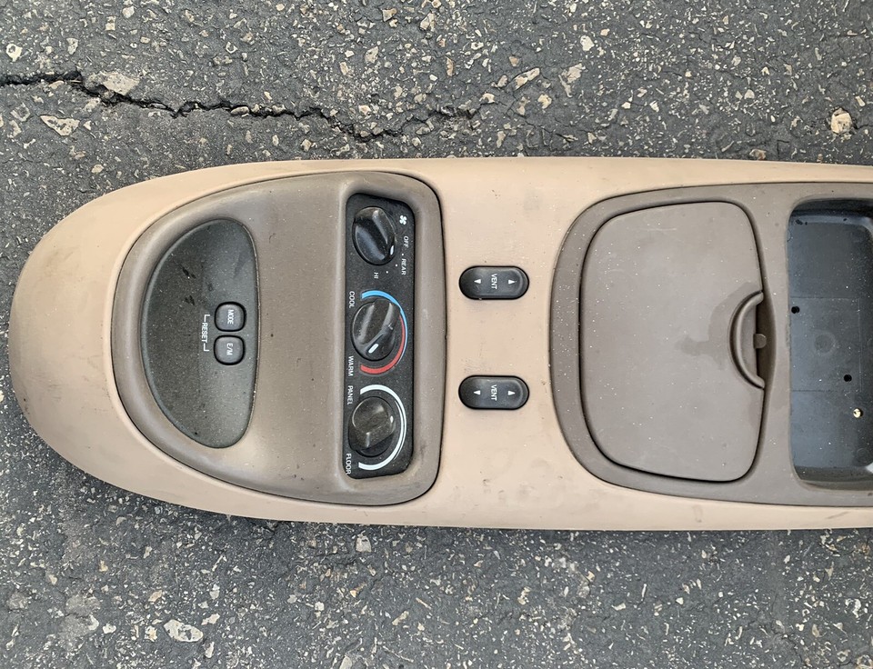 🌟 OEM 1997-2001 Ford Excursion Expedition Overhead Console Display TAN ...