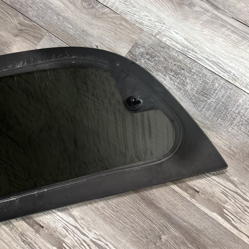 Passenger Side Right Rear Quarter Window Glass For 2006-2008 Honda Fit - Tempered, Clear Tinted