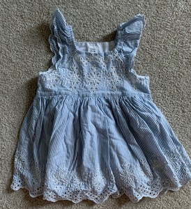 baby gap eyelet dress