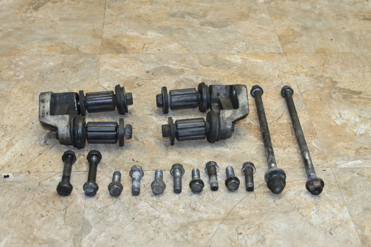 がも 88-90 KAWASAKI NINJA ZX10 ZX 1000 B OEM ENGINE MOUNTING BOLTS