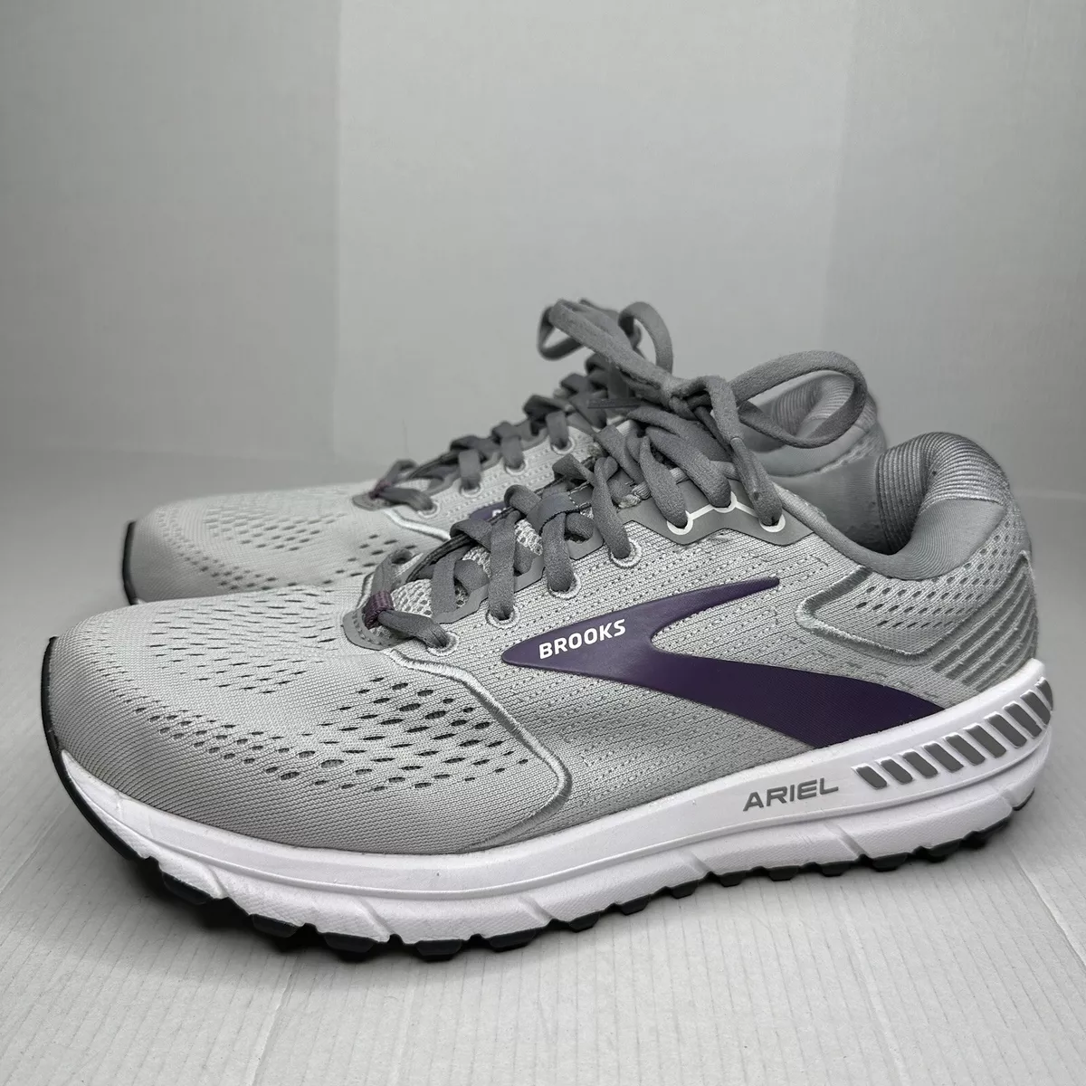 Brooks ariel 2025 size 9.5