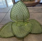 Vintage Green Glass Anchor Hocking Daisy & Buttons Luncheon Plates Set Of  4