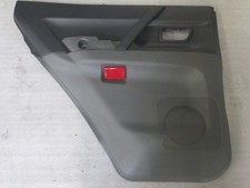Porte arrière et accessoires Mitsubishi PAJERO