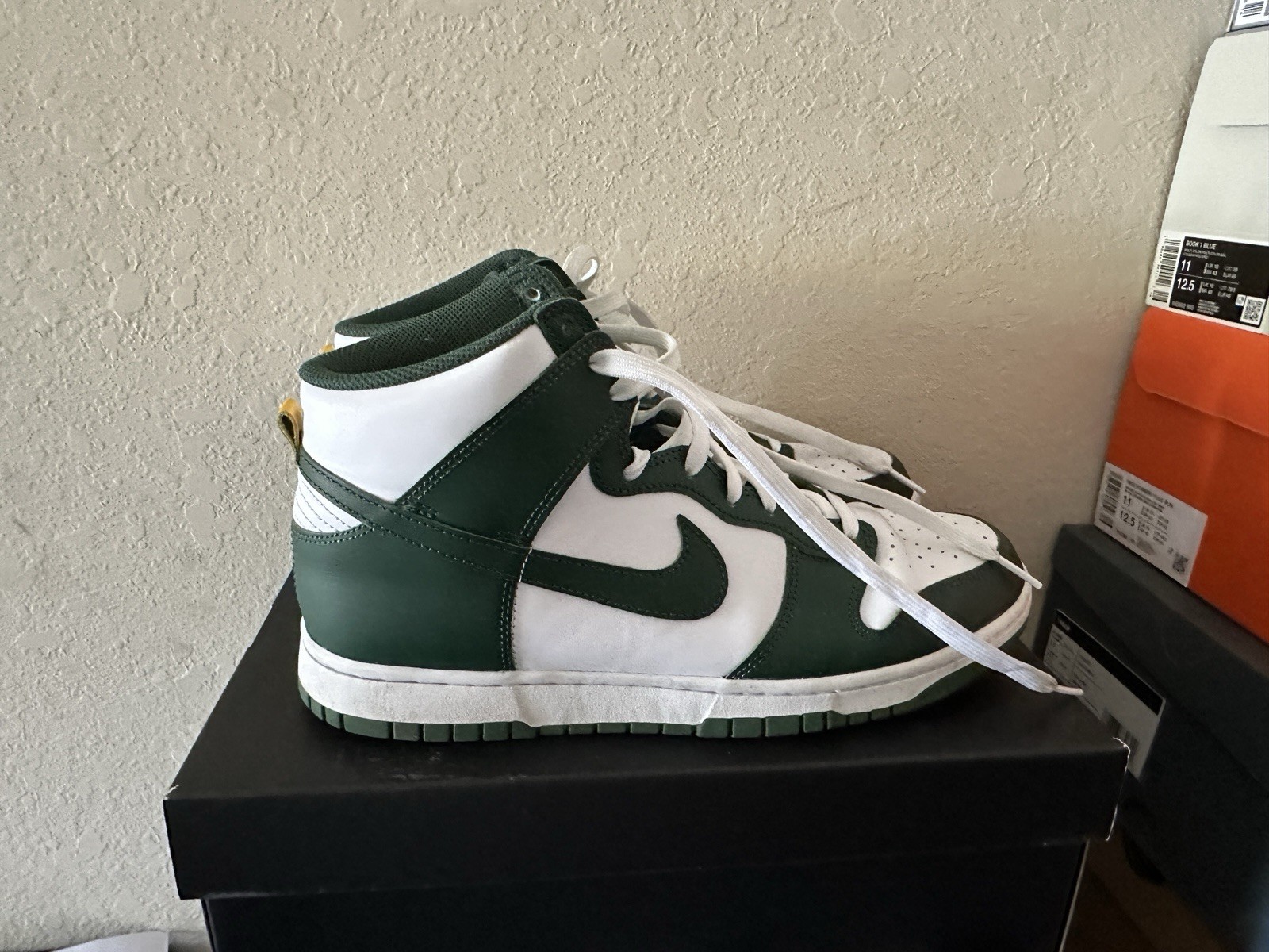 Nike Dunk SB High Size 11 - image 3