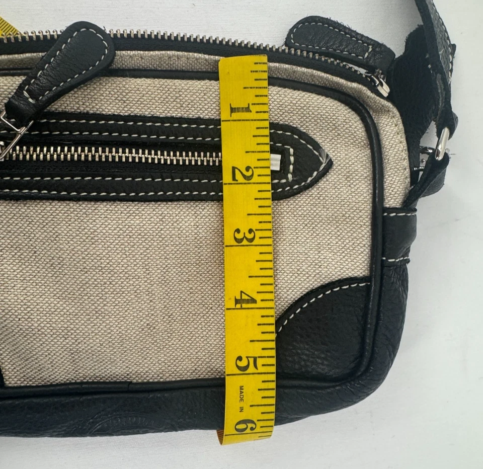 Vintage 90s Roots Canada Beige Canvas Leather Camera Bag Crossbody Purse Handbag - Image 3 of 4