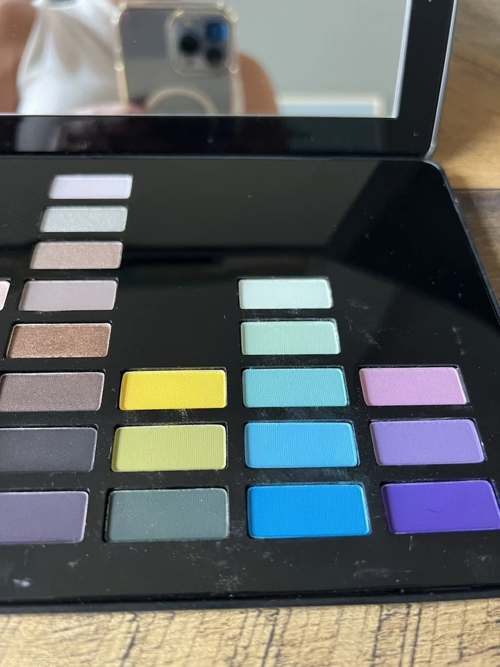 Paleta de radio MAC Jeremy Scott Foto 4 de 4